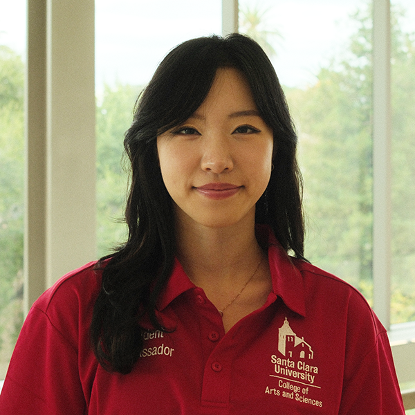 Yona Choi headshot