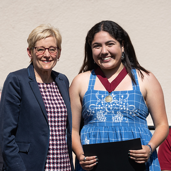 SCU President Julie Sullivan and Class of 2023 Neider Family Alumni Service Award winner Alexandria Perez