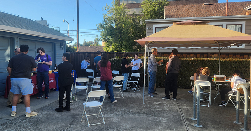 Fall Student-Alumni Mixer in the Classics House backyard