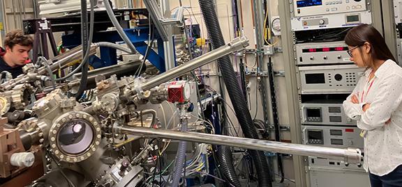 Javier Garcia de Castro '23 and postdoc Manita Rai work with the X-ray diffraction chamber.