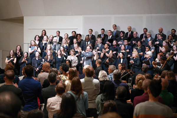 Scot Hanna-Weir with the Congressional Chorus