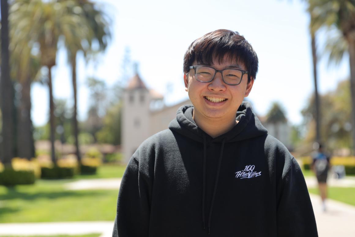 Headshot of student Ian Ohari