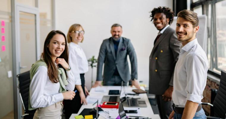 Kicking off a presentation in a corporate boardroom image link to article