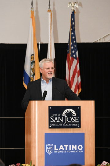 MOBI Executive Director Drew Starbird, Ph.D. presenting at LBFSV graduation