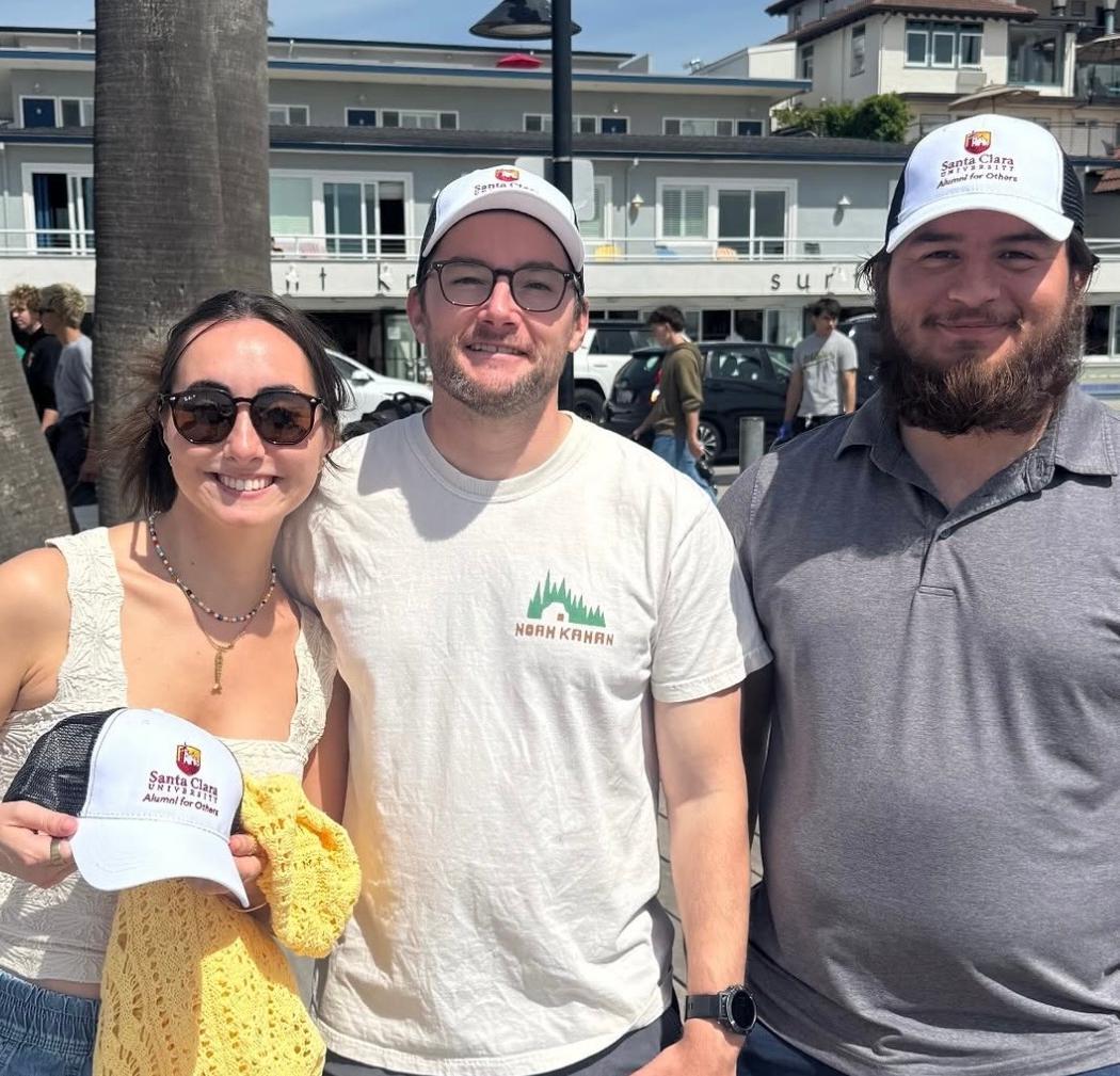 Alumni at beach