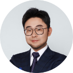 Jason Geng 250x250 headshot.png