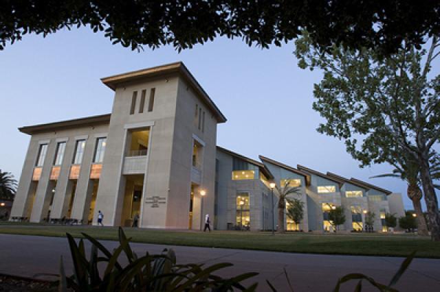 Santa Clara University Learning Commons, Technology Center, and Library building exterior.