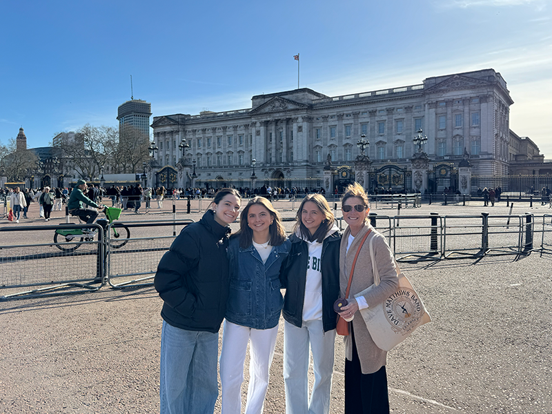 Addie, Gigi, Emmy and Meghan Brown in Europe