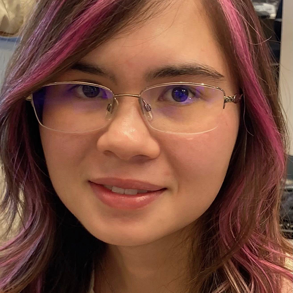 Daphne Lam Senecal headshot