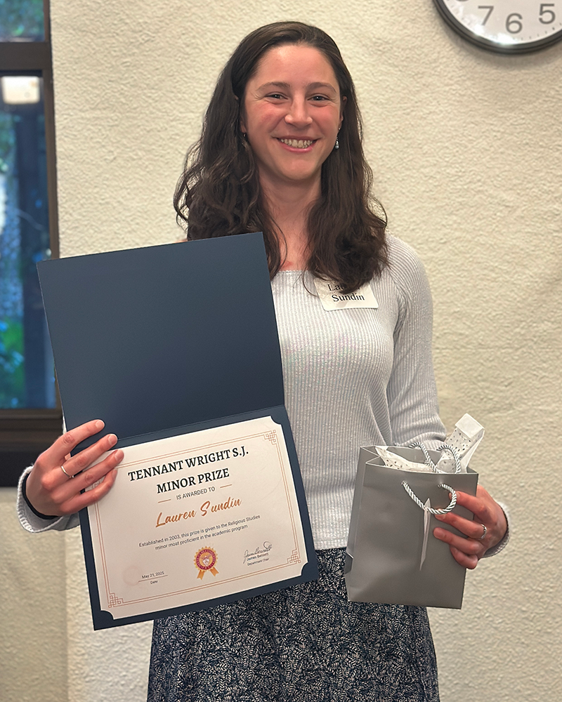 Lauren Sundin - Tennant Wright, S.J. Minor Prize winner