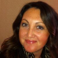 Cara Chiaraluce headshot