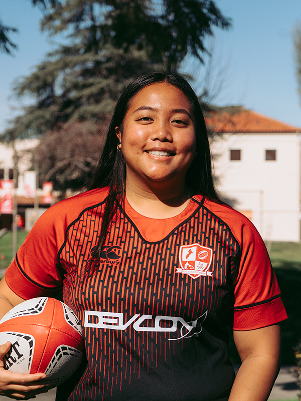 Natalie Mata headshot