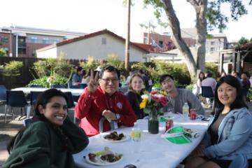 2023 senior dinner student table