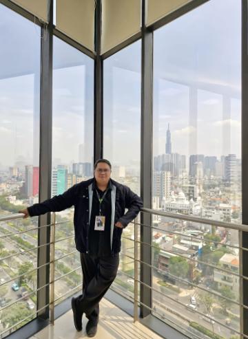 Photo of Nelson Guillen with Skyline Background