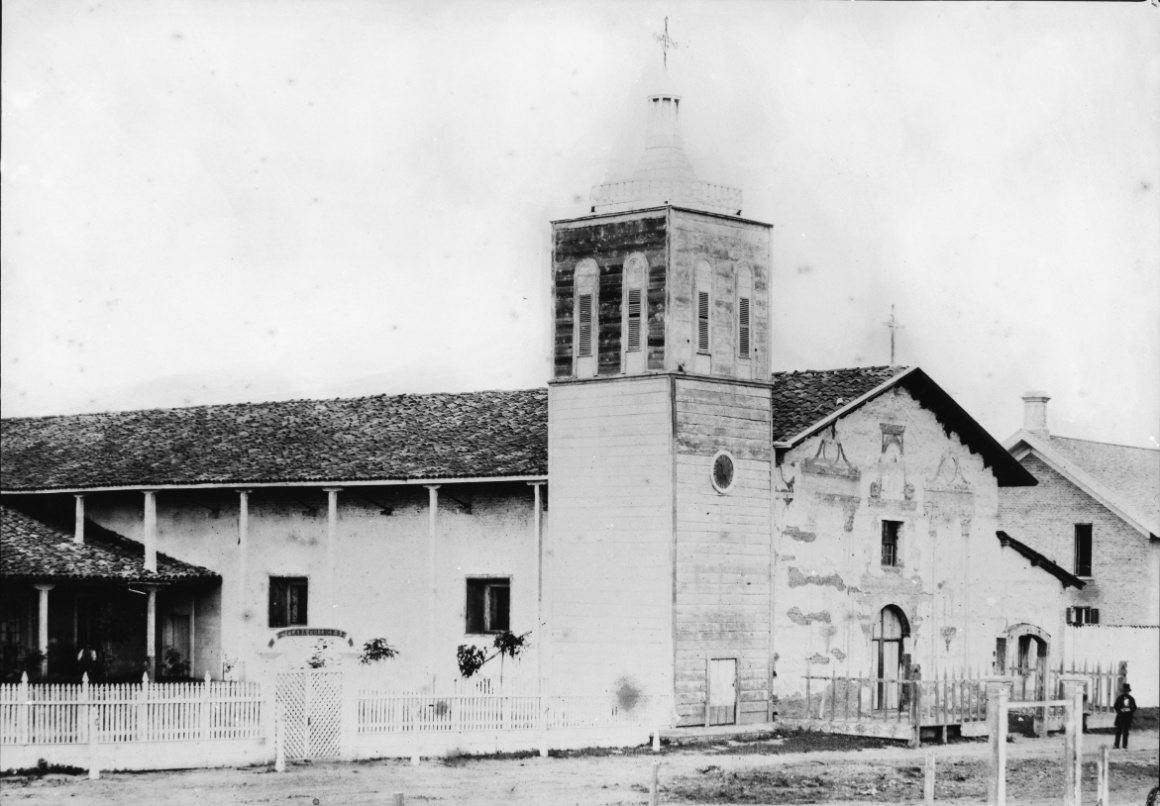 Black and white photograph of Mission Santa Clara de Asís.