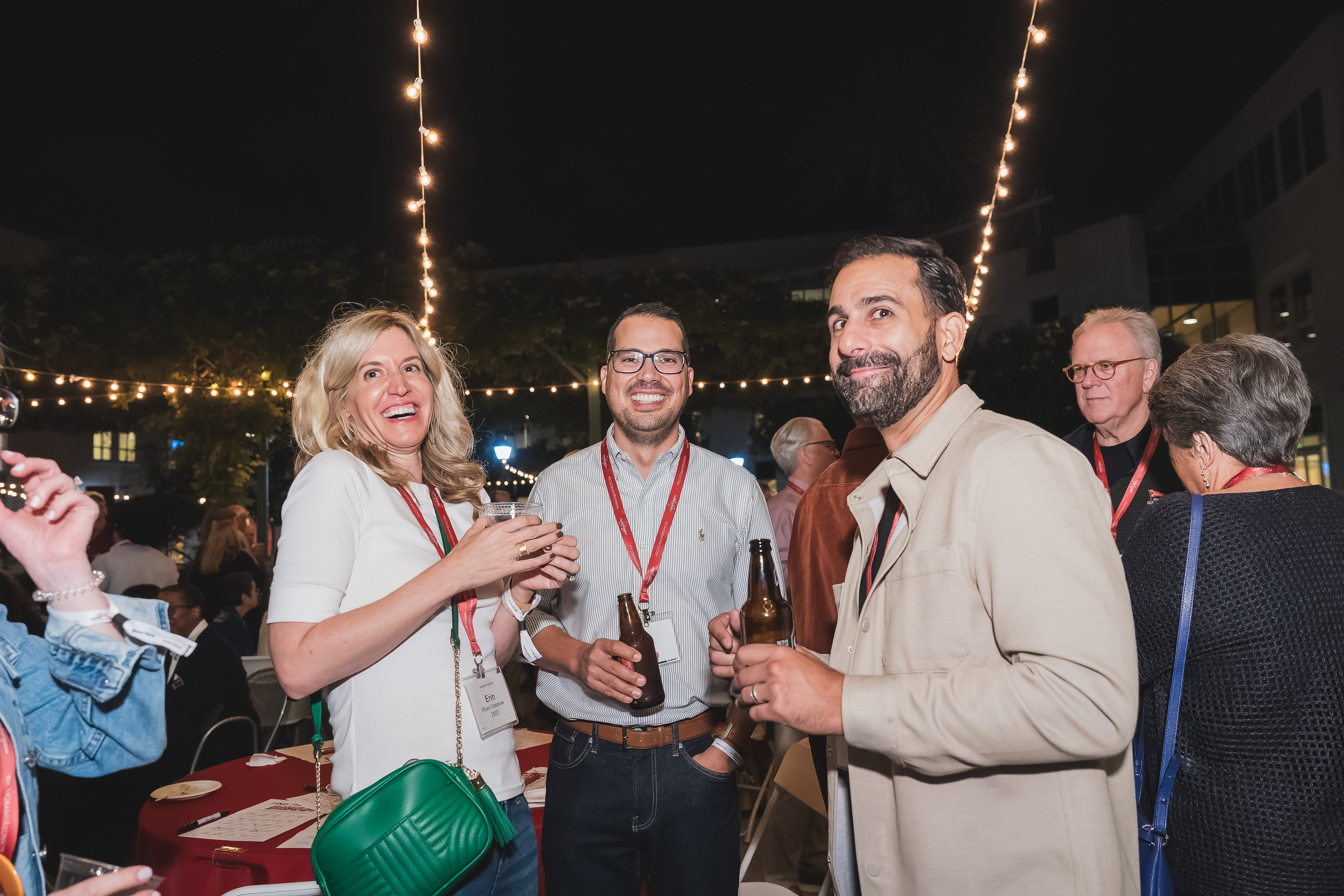 People happy dynamic GR