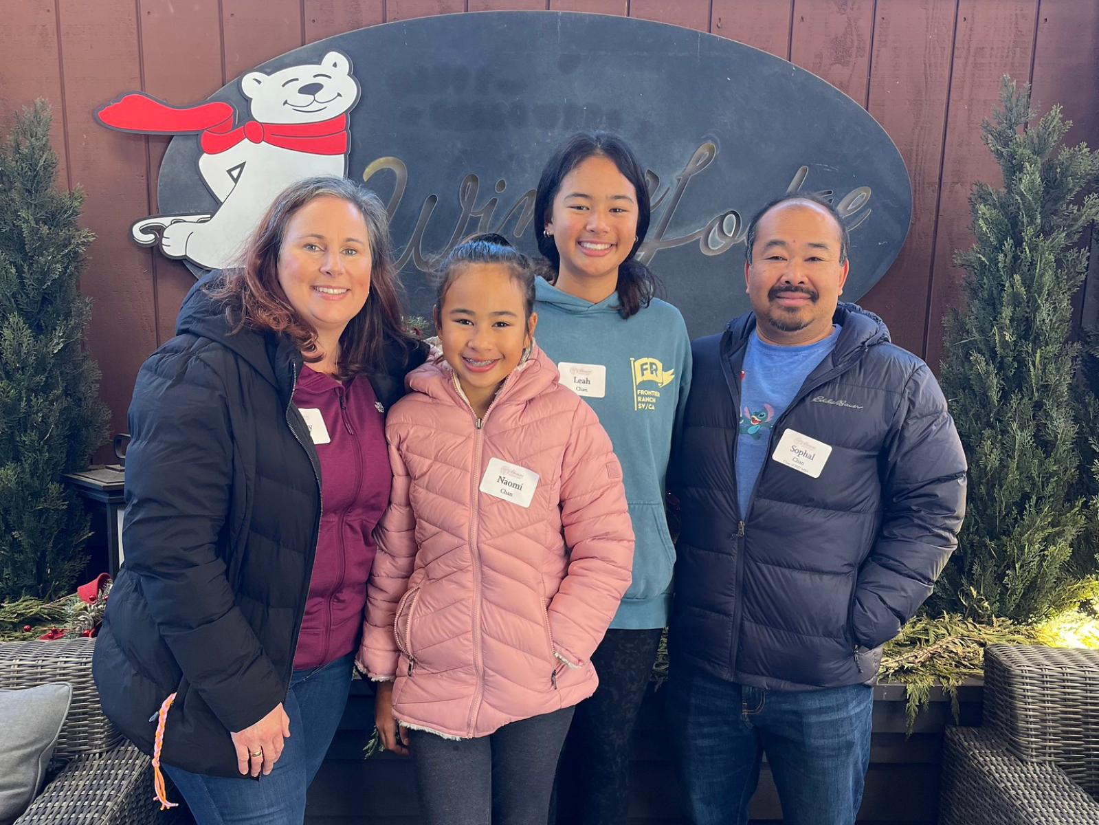 Peninsula alumni family