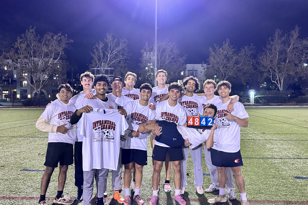 The 2017 Cleveland Browns team with their IM shirts