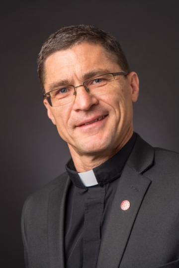 Scott Santarosa, S.J.